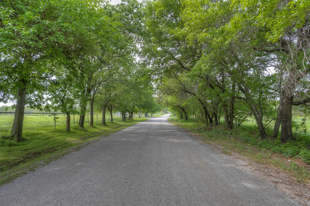 3503 Annetta Centerpoint Aledo, TX 76008