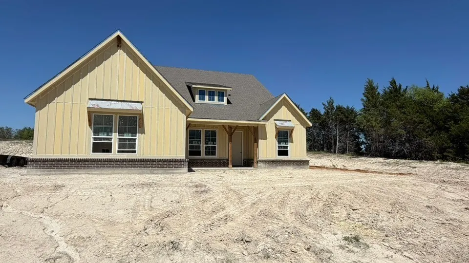 1004 Perrin Lane Van Alstyne, TX 75495