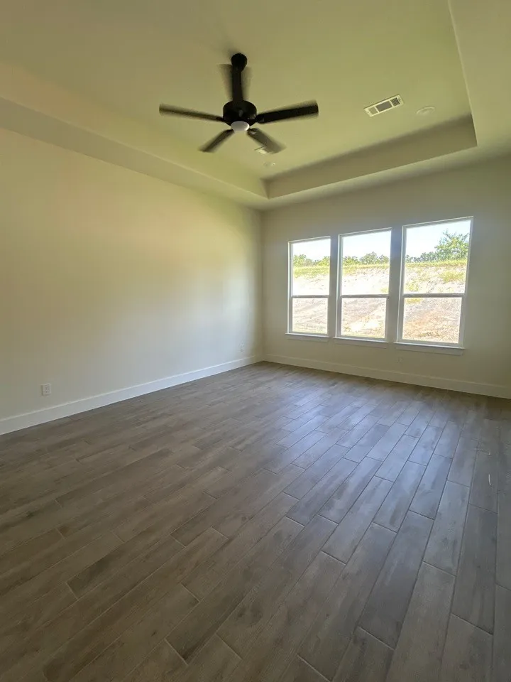 1004 Perrin Lane Van Alstyne, TX 75495