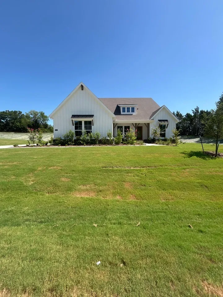 1004 Perrin Lane Van Alstyne, TX 75495