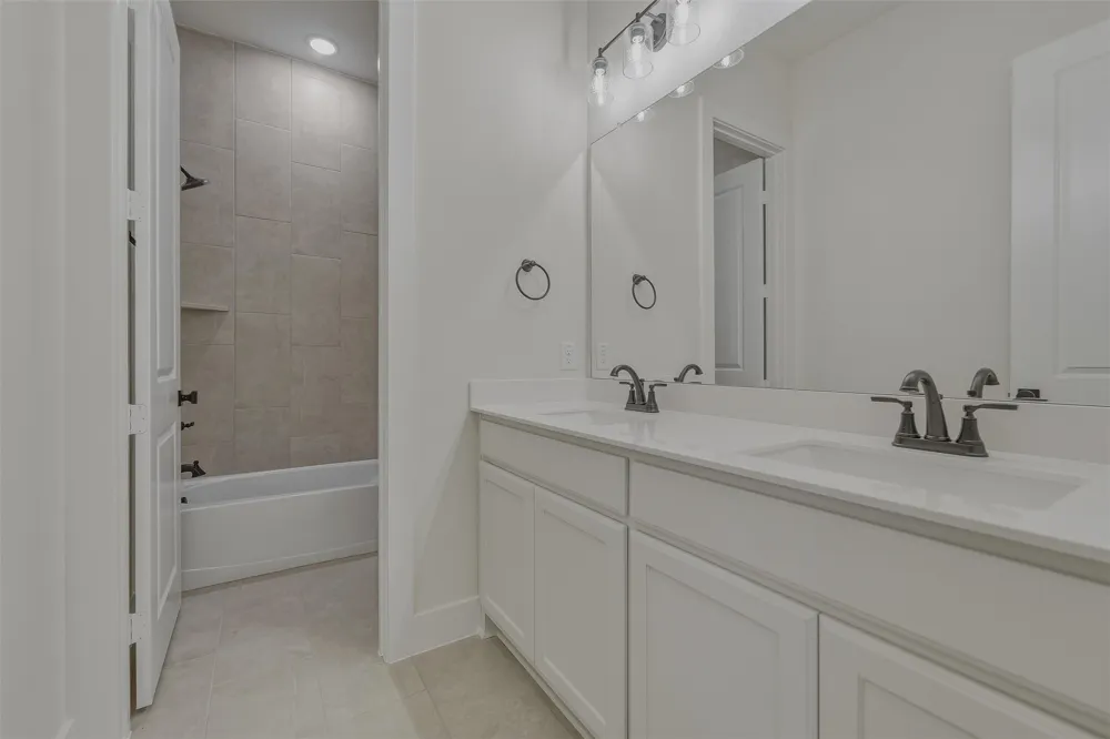 1004 Perrin Lane Van Alstyne, TX 75495