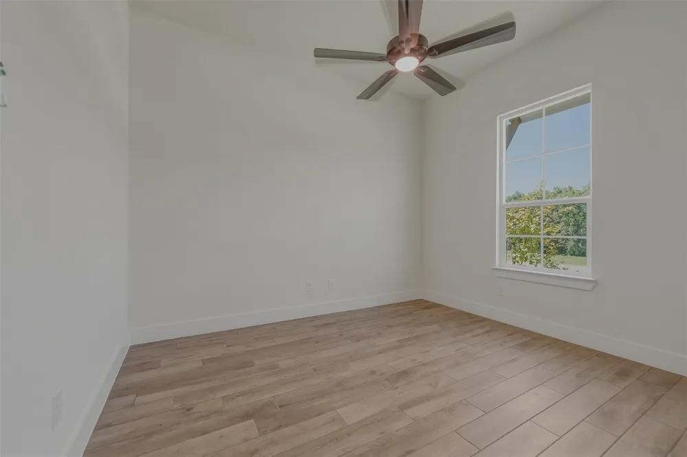 1004 Perrin Lane Van Alstyne, TX 75495