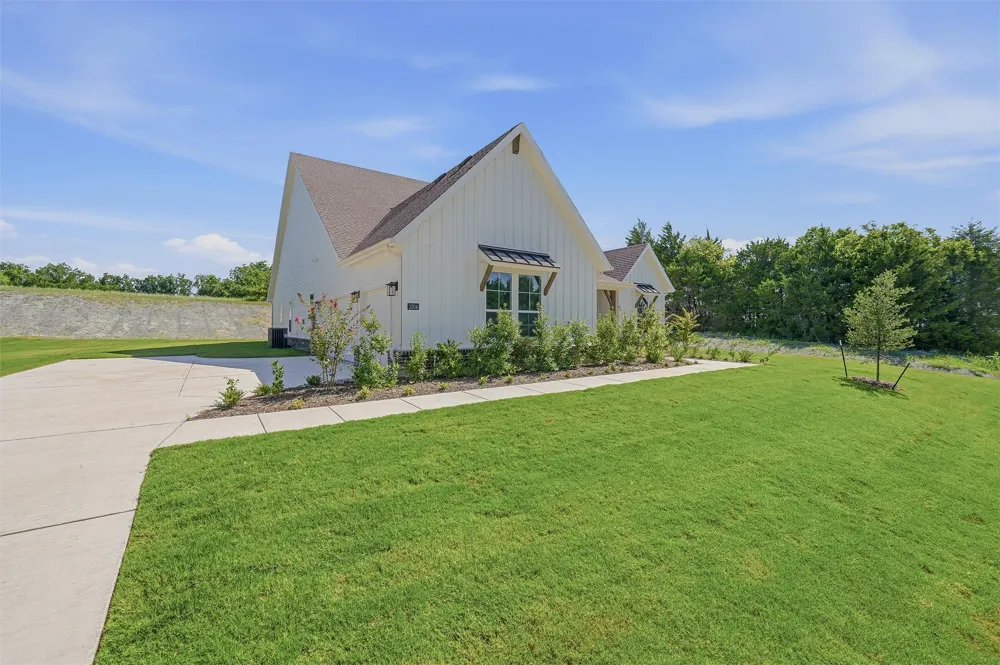1004 Perrin Lane Van Alstyne, TX 75495