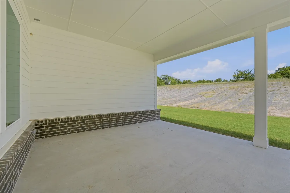1004 Perrin Lane Van Alstyne, TX 75495