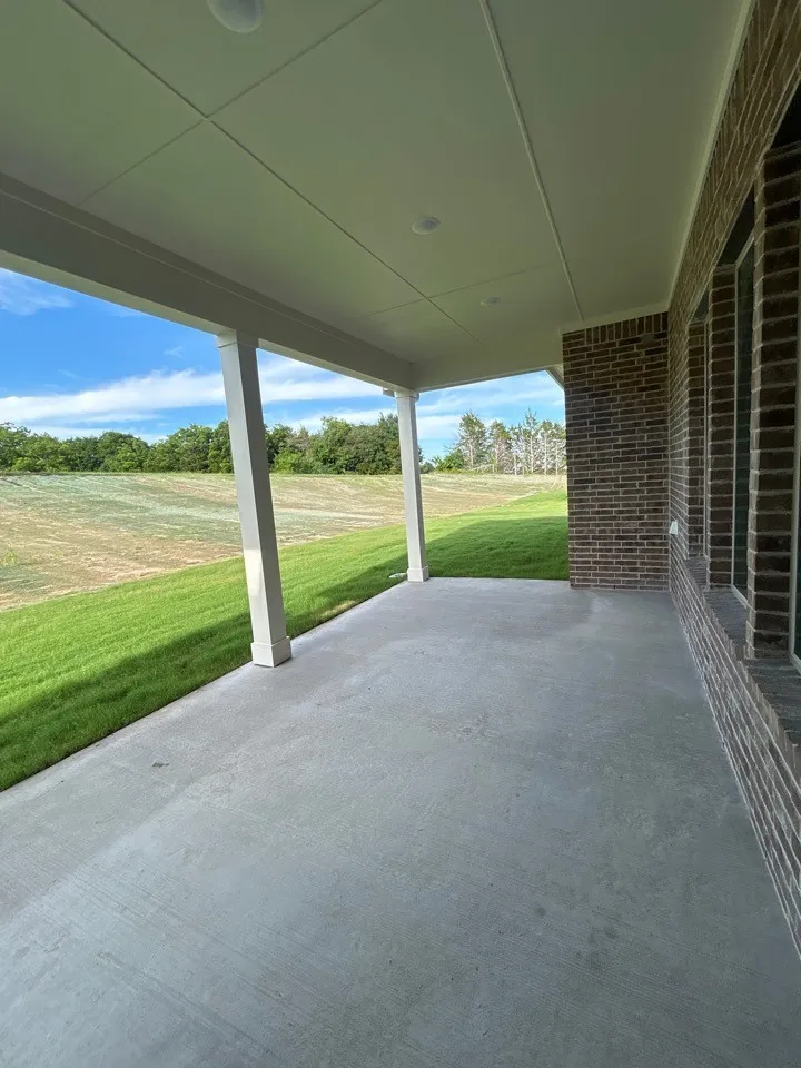 1002 Perrin Lane Van Alstyne, TX 75495