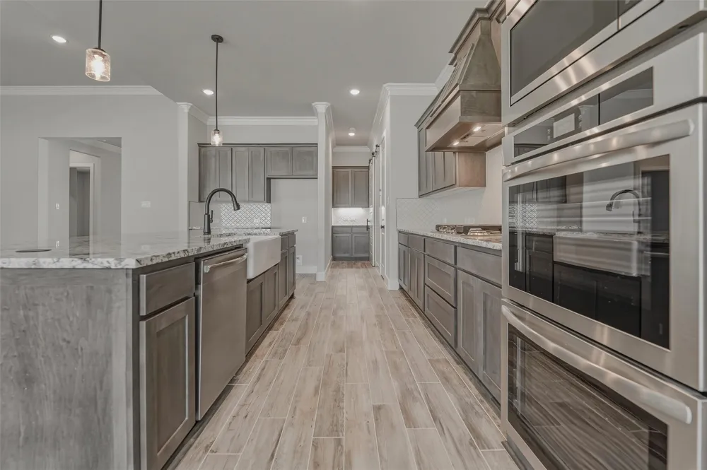 1002 Perrin Lane Van Alstyne, TX 75495