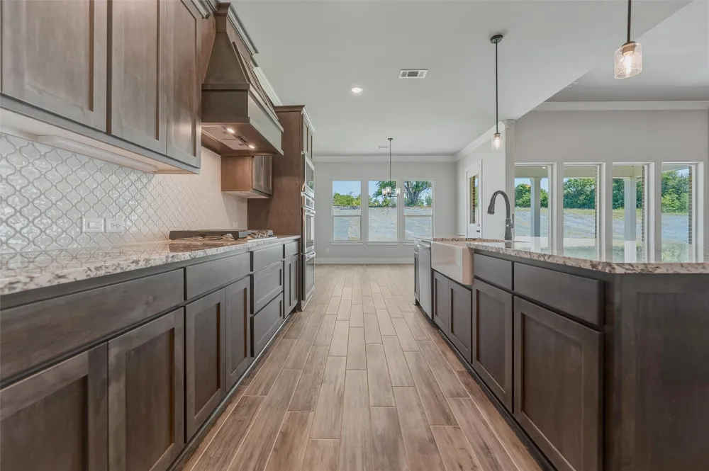 1002 Perrin Lane Van Alstyne, TX 75495