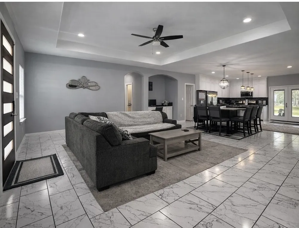 211 Kelly Lane Seven Points, TX 75143
