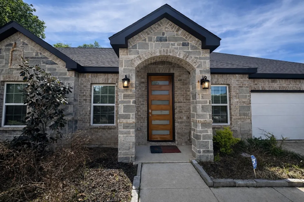 211 Kelly Lane Seven Points, TX 75143