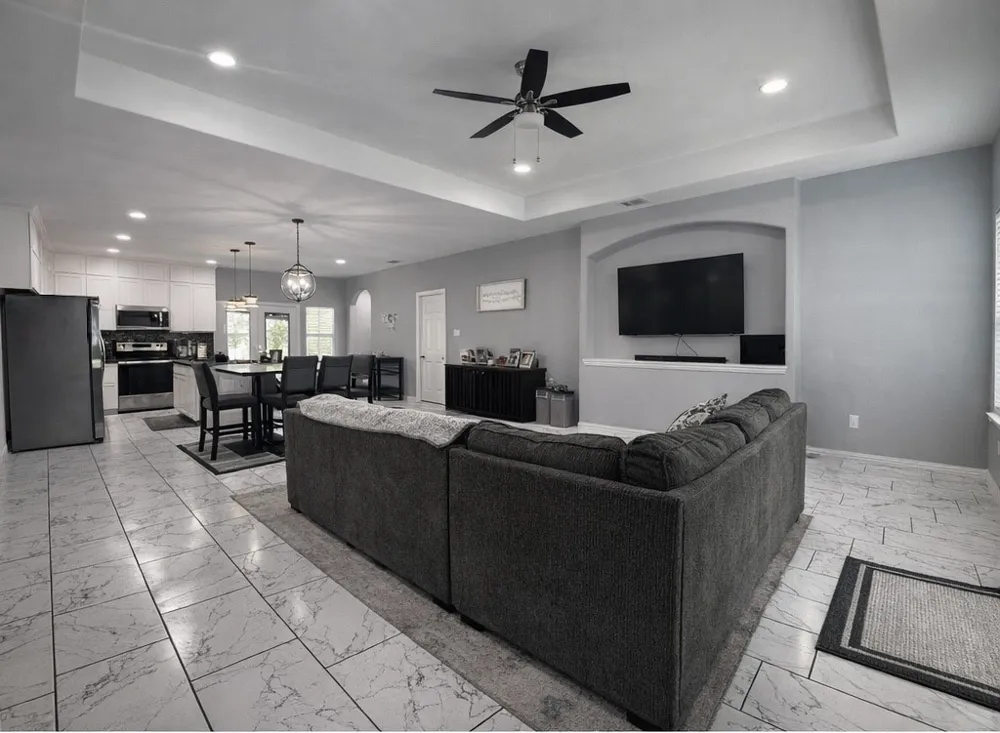 211 Kelly Lane Seven Points, TX 75143