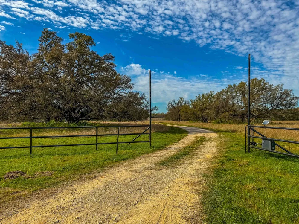 3601 County Road 188 Jonesboro, TX 76538