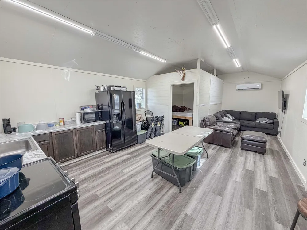 3601 County Road 188 Jonesboro, TX 76538