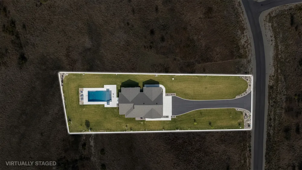 2516 Tom Chaney Drive Cresson, TX 76035
