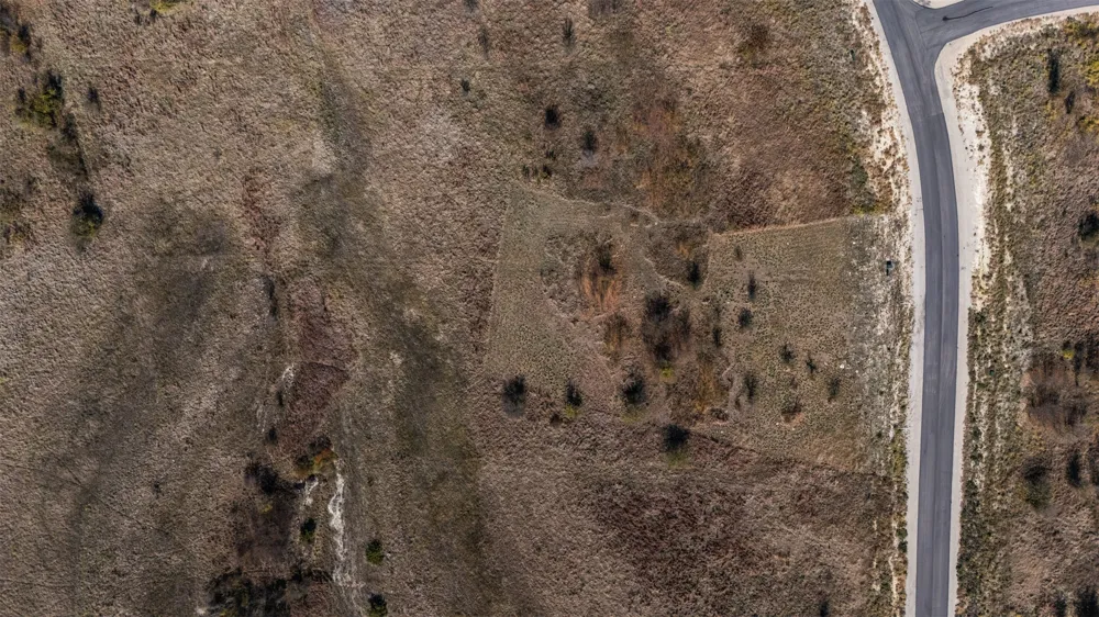 2516 Tom Chaney Drive Cresson, TX 76035