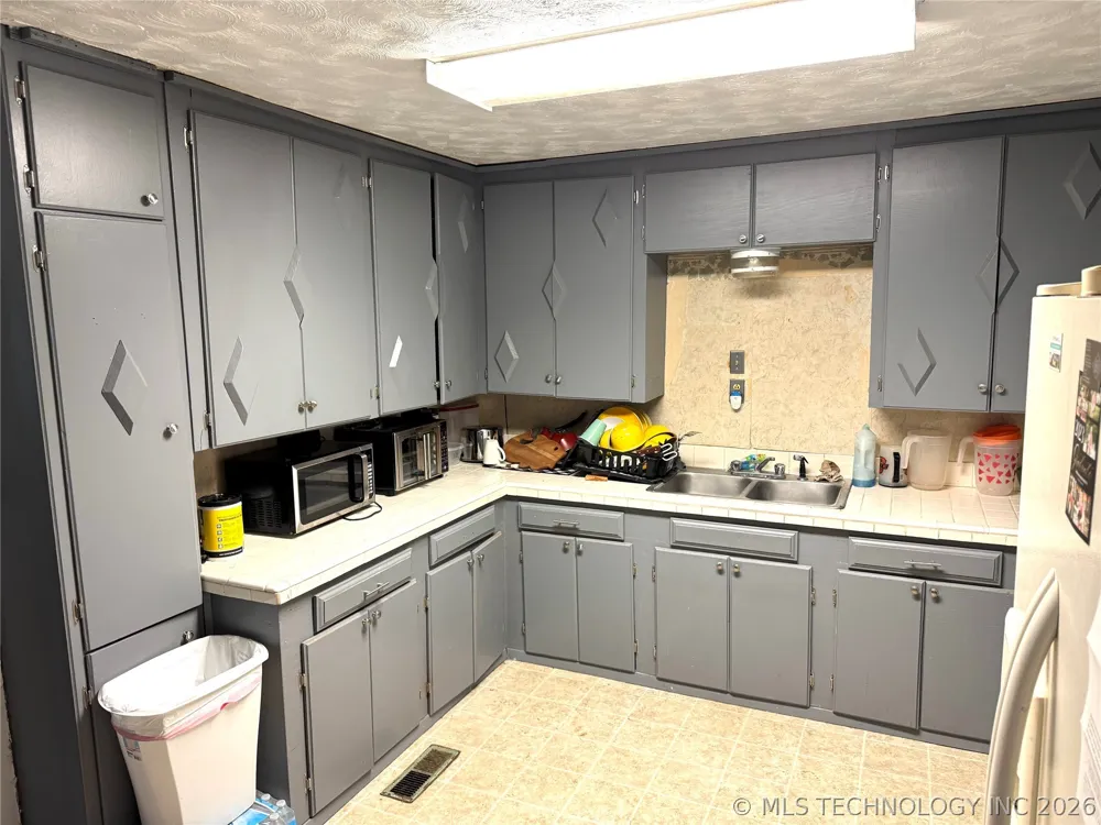 11847 Weaverville Lane Kingston, OK 73439