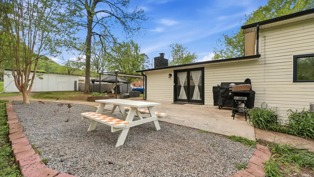 306 Pine Avenue South Pittsburg, TN 37380