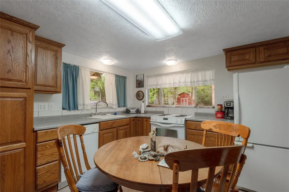 318 Timberline Drive Trinity, TX 75862
