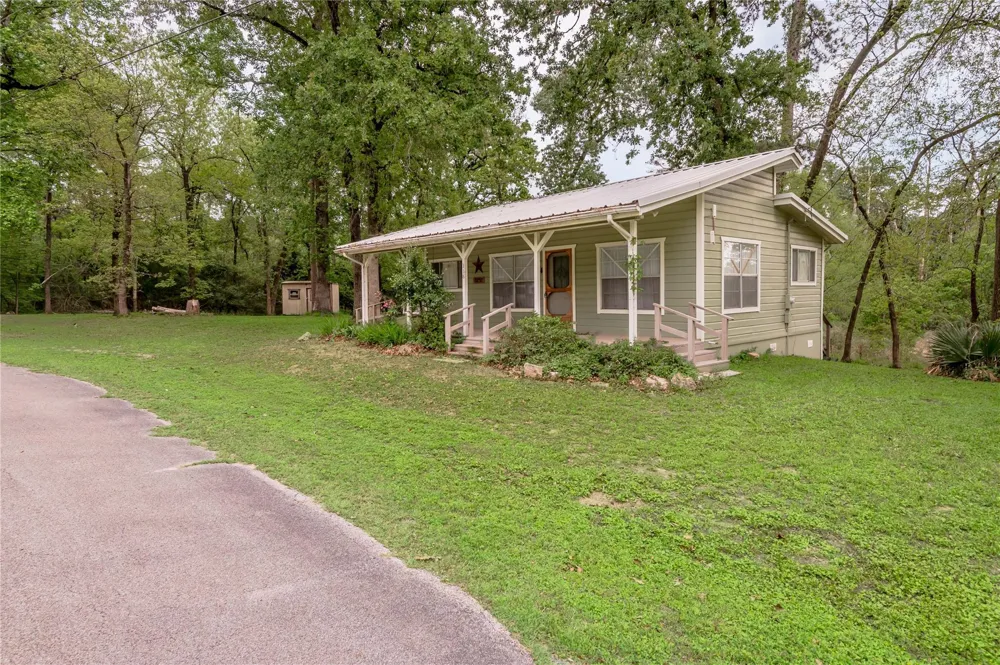 318 Timberline Drive Trinity, TX 75862