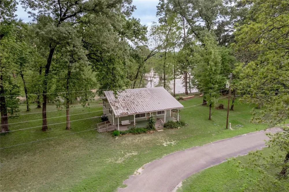 318 Timberline Drive Trinity, TX 75862