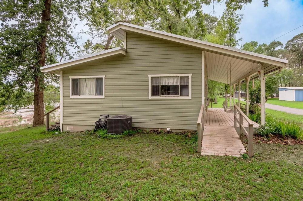 318 Timberline Drive Trinity, TX 75862