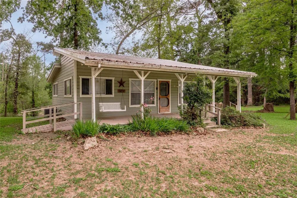 318 Timberline Drive Trinity, TX 75862