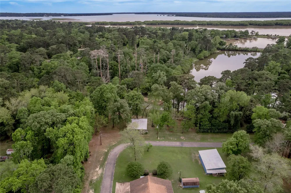 318 Timberline Drive Trinity, TX 75862