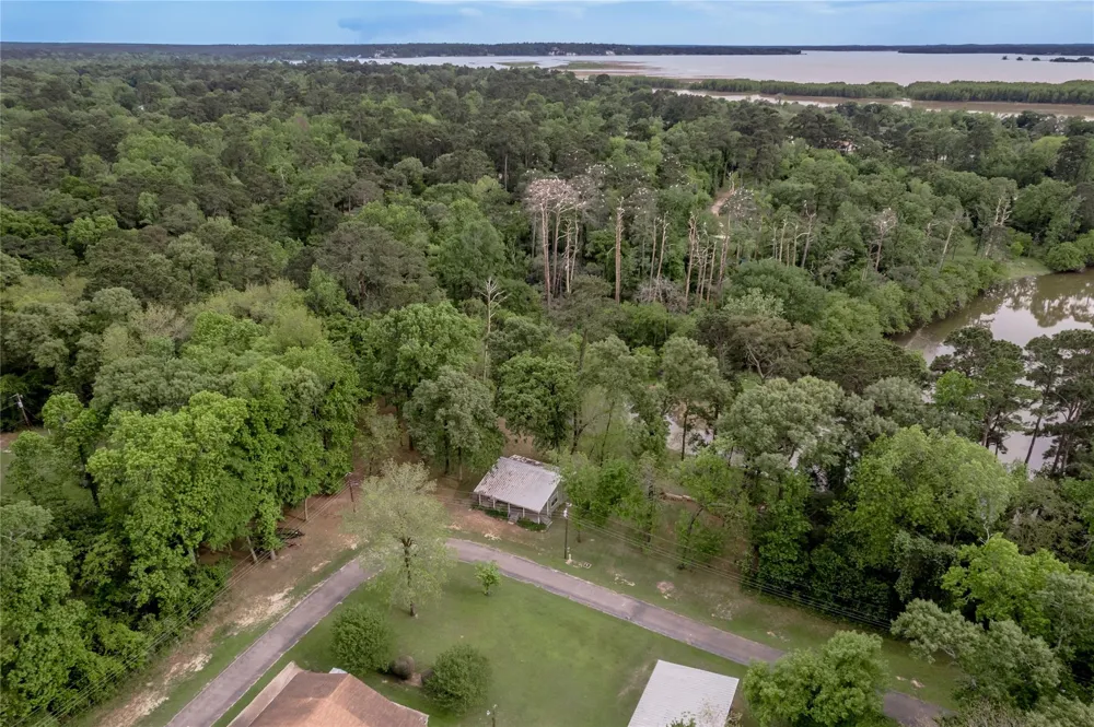 318 Timberline Drive Trinity, TX 75862