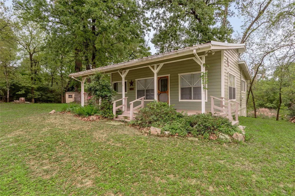 318 Timberline Drive Trinity, TX 75862