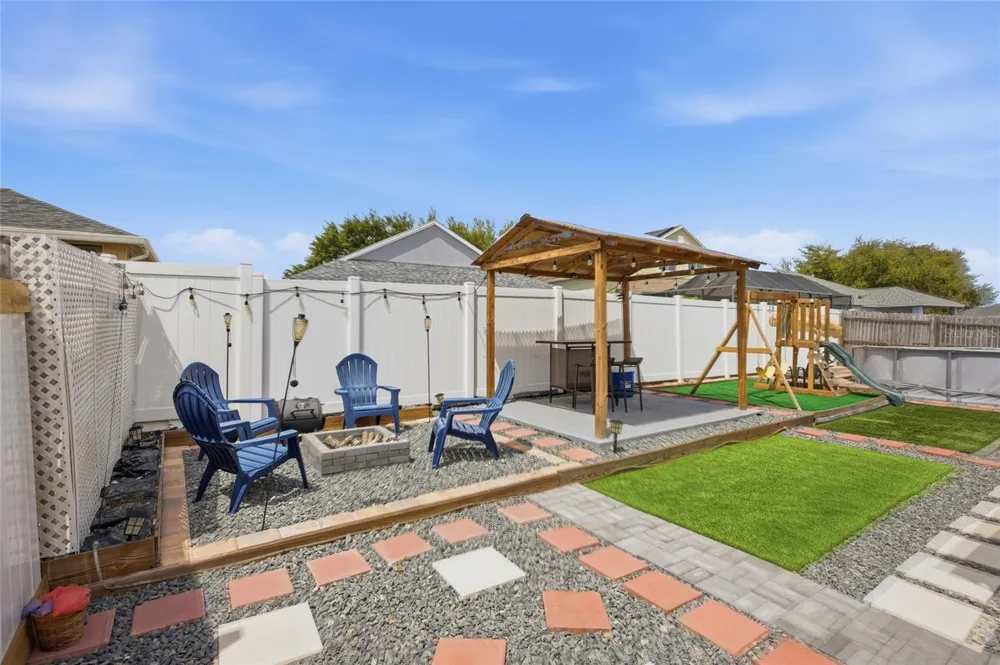 24927 PORTOFINO DRIVE Lutz, FL 33559