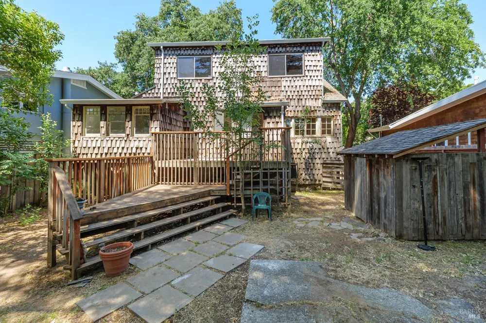 1608 San Anselmo Avenue San Anselmo, CA 94960