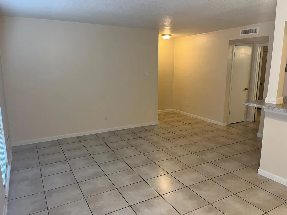 1275 Witte Road #10 Houston, TX 77055