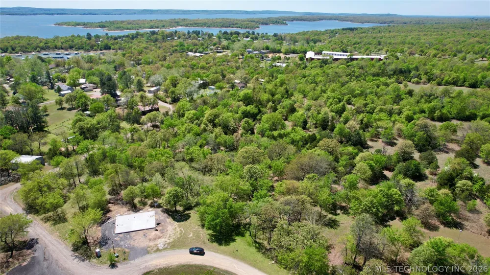 4 Duchess Creek Porum, OK 74455