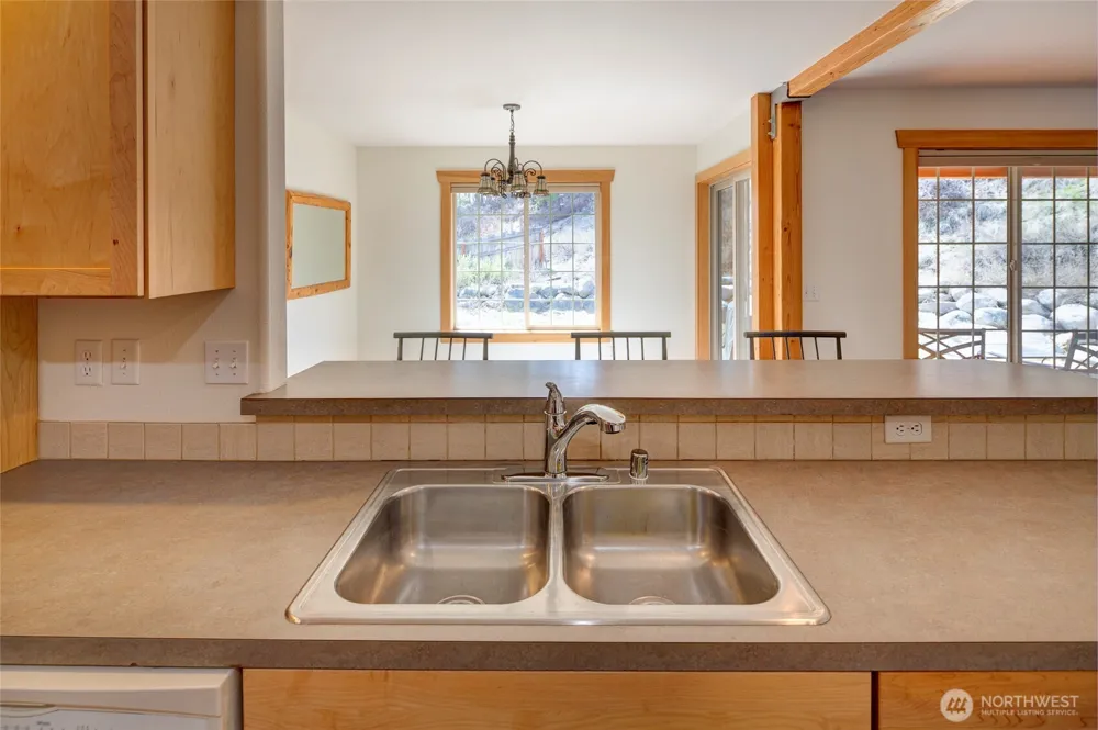 307 2 Cascadian Lane #32 Winthrop, WA 98862