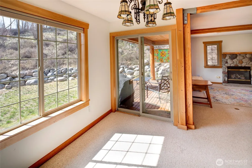 307 2 Cascadian Lane #32 Winthrop, WA 98862