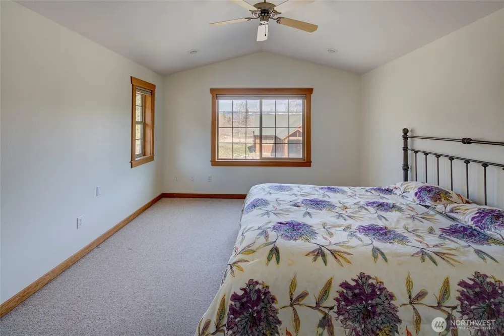 307 2 Cascadian Lane #32 Winthrop, WA 98862