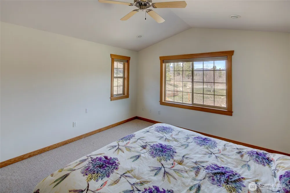 307 2 Cascadian Lane #32 Winthrop, WA 98862