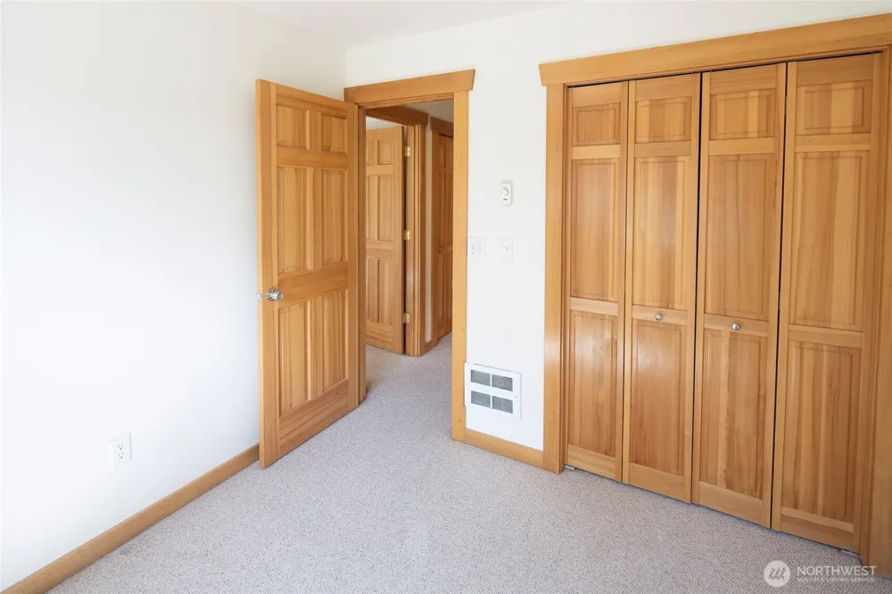 307 2 Cascadian Lane #32 Winthrop, WA 98862