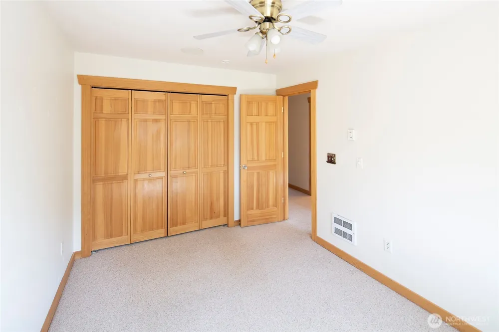 307 2 Cascadian Lane #32 Winthrop, WA 98862