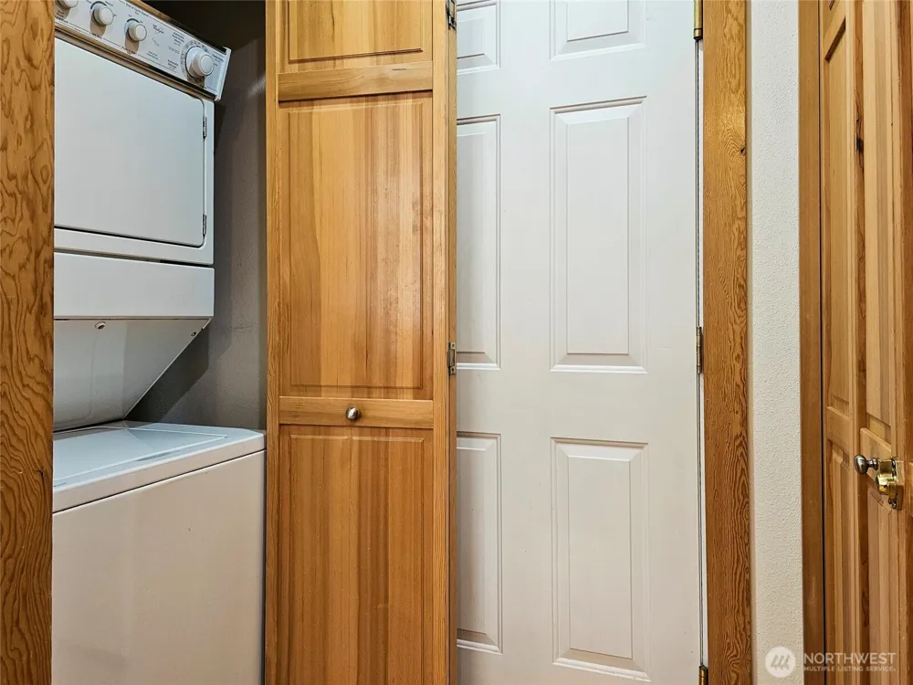 307 2 Cascadian Lane #32 Winthrop, WA 98862