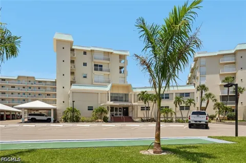 Estero Boulevard #315