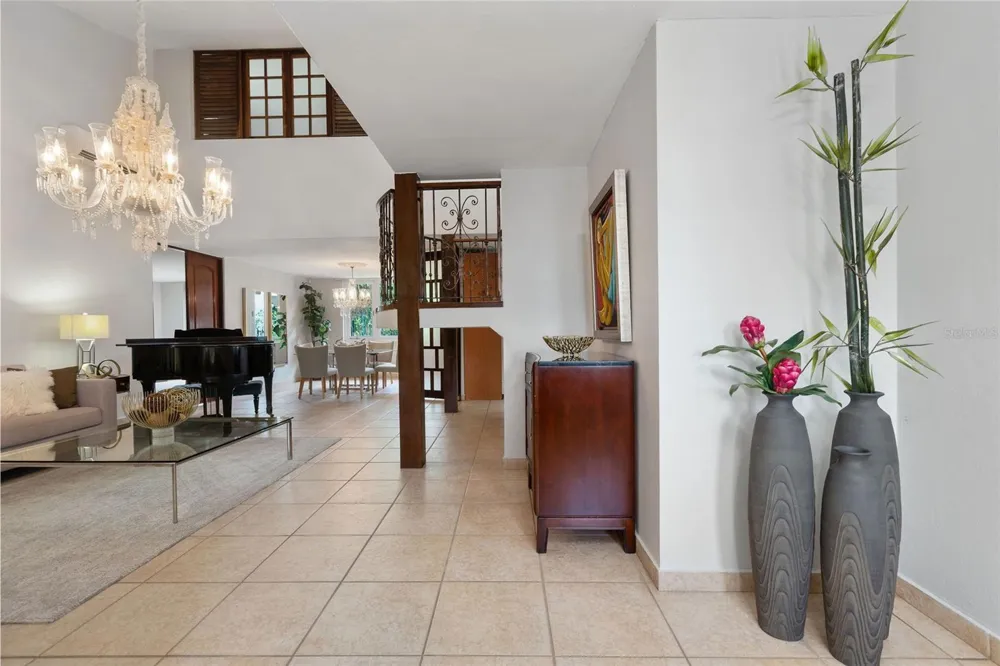 Palma Real PALMA DE COCO Guaynabo, PR 00966