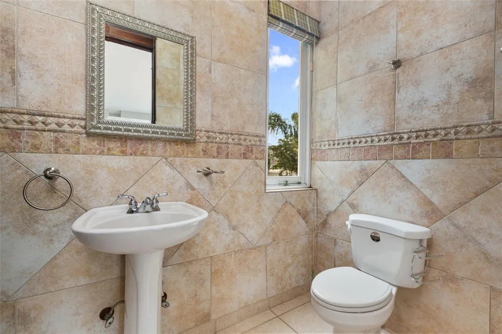 Palma Real PALMA DE COCO Guaynabo, PR 00966