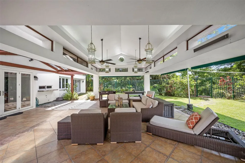 Palma Real PALMA DE COCO Guaynabo, PR 00966