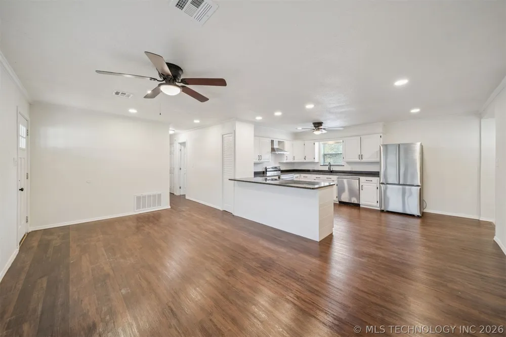 37431 Highway 19 Pauls Valley, OK 73075