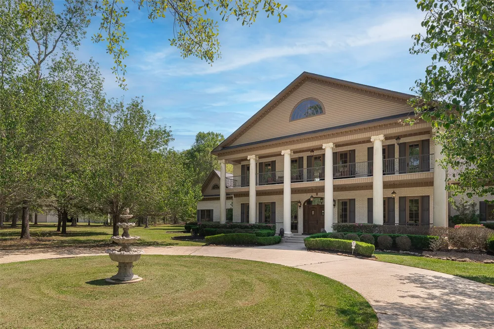 1815 Fm 82 Newton, TX 75956