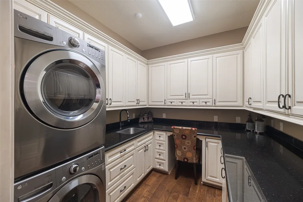 1815 Fm 82 Newton, TX 75956