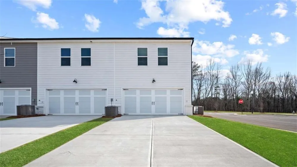 412 Reflection Drive Stockbridge, GA 30281