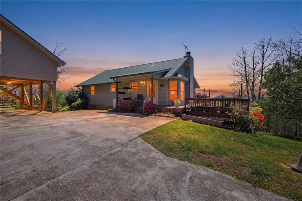 378 Matadore Vista Sautee Nacoochee, GA 30571