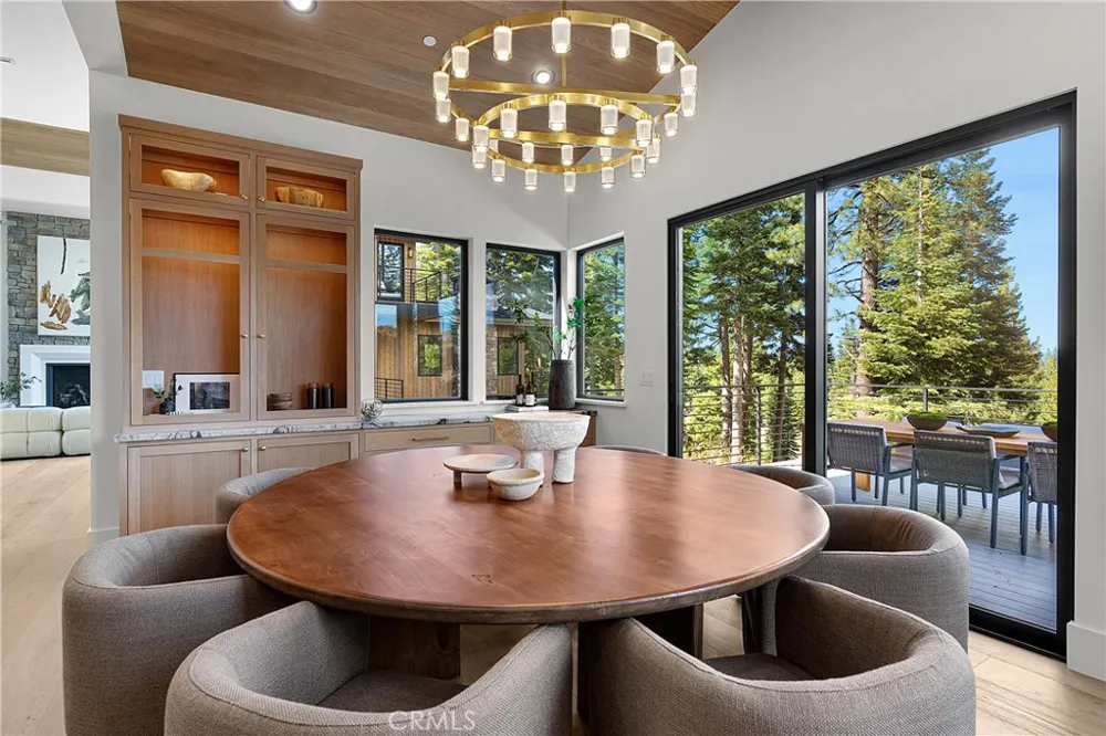 9348 Nine Bark Truckee, CA 96161