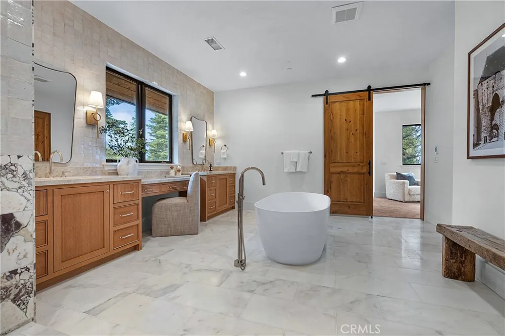 9348 Nine Bark Truckee, CA 96161